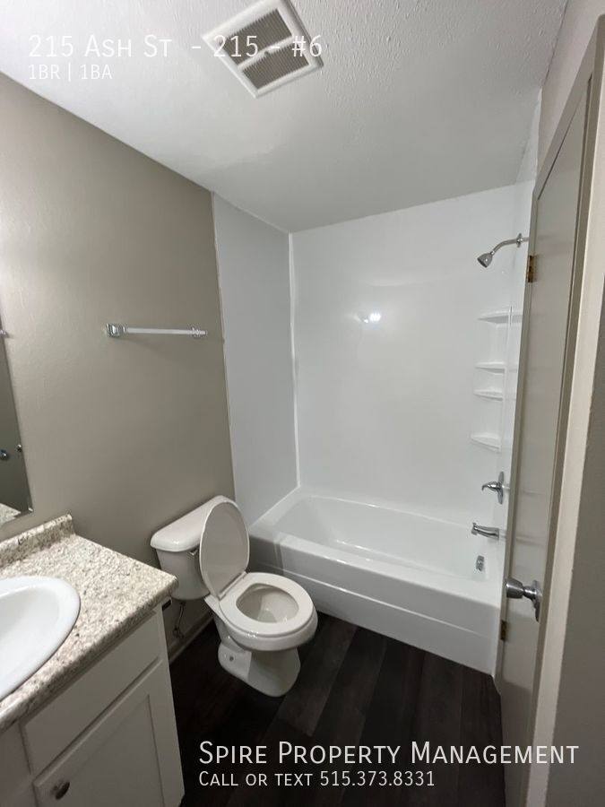 Apartment for rent at 215 Ash St #6, Carlisle, IA 50047