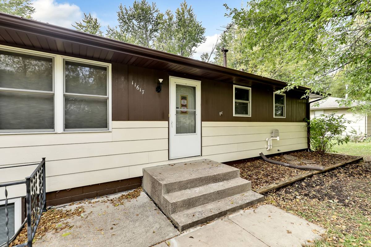 House for rent at 11617 Utah Ave N, Champlin, MN 55316