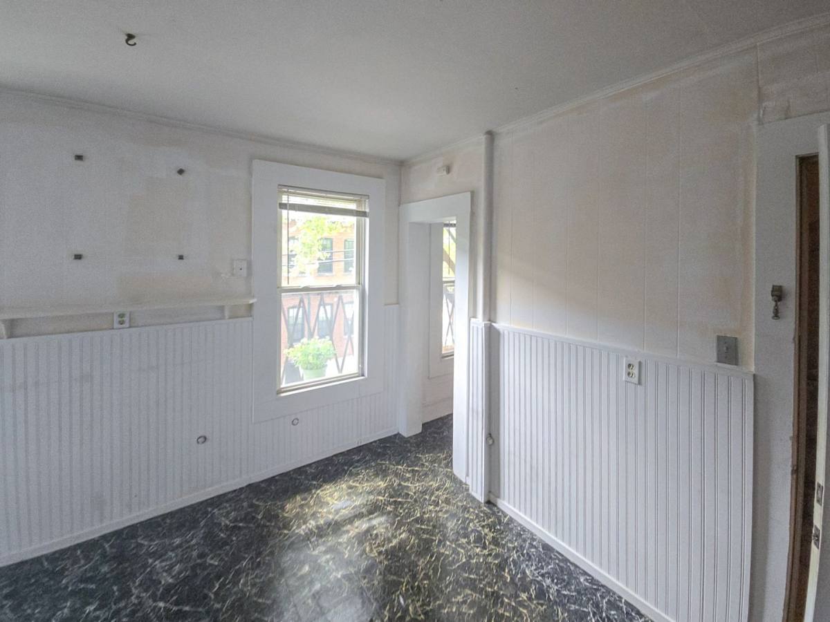 Apartment for rent at 11 Lawrence St, New Haven, CT 06511