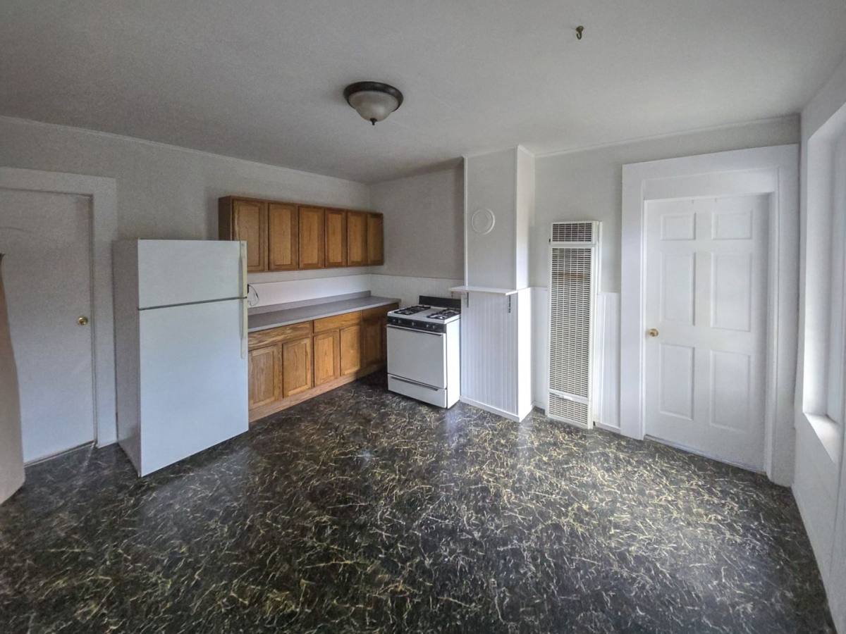 Apartment for rent at 11 Lawrence St, New Haven, CT 06511