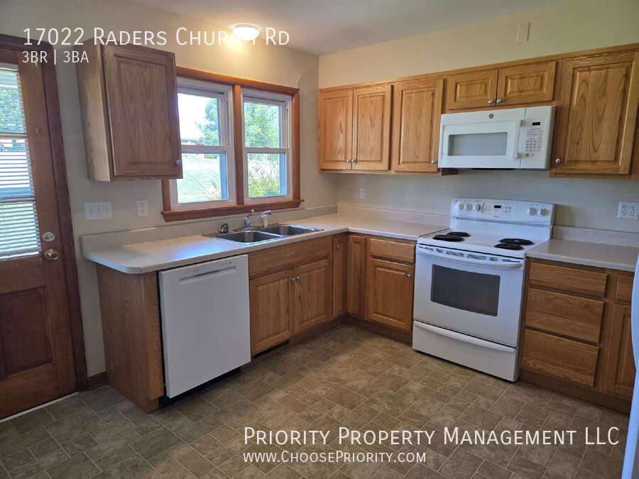 House for rent at 17022 Raders Church Rd, Timberville, VA 22853