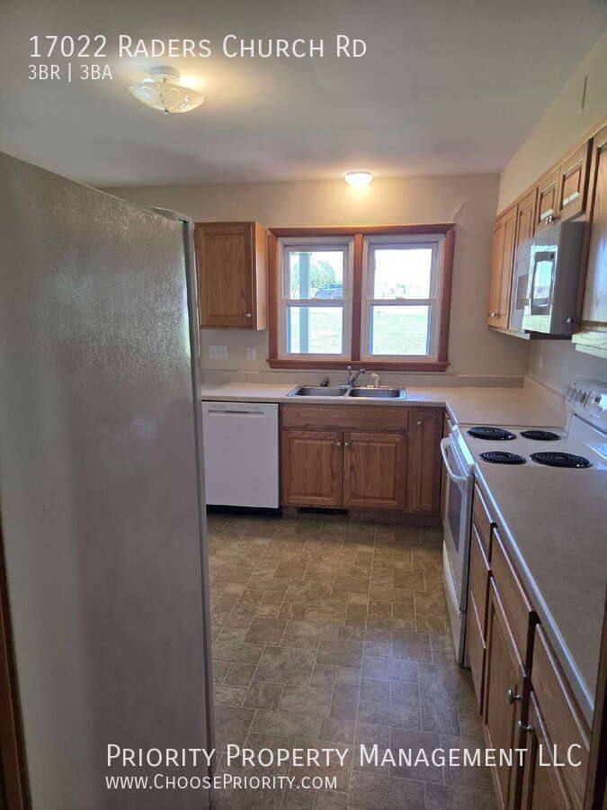 House for rent at 17022 Raders Church Rd, Timberville, VA 22853
