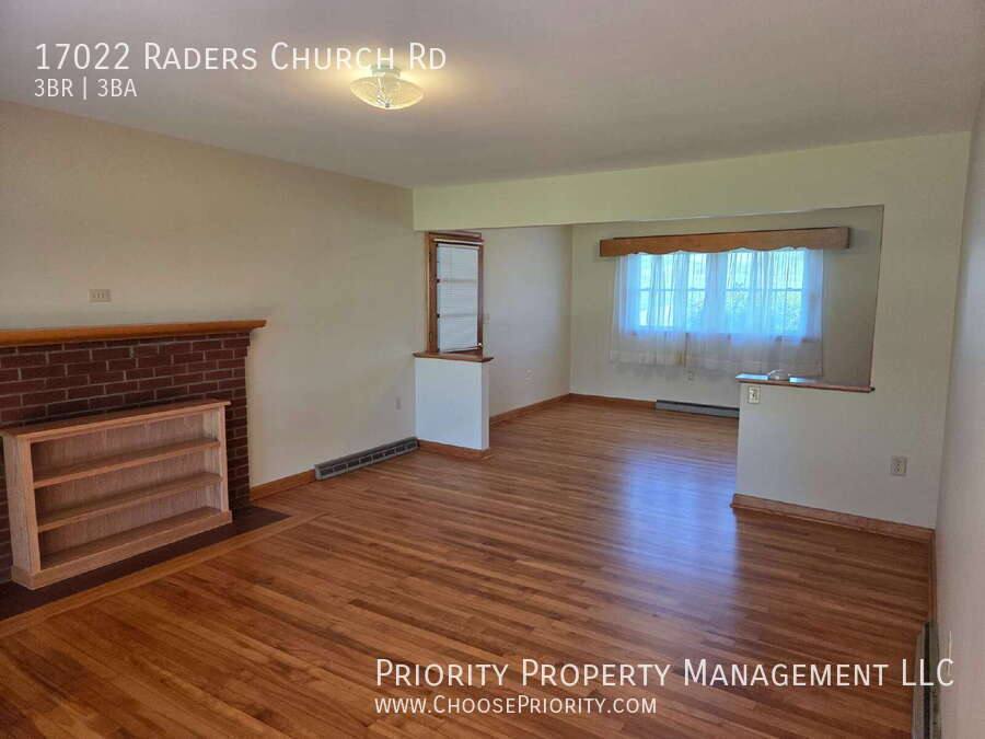 House for rent at 17022 Raders Church Rd, Timberville, VA 22853