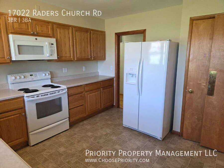 House for rent at 17022 Raders Church Rd, Timberville, VA 22853