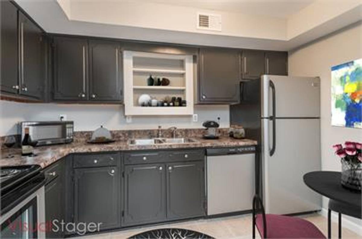 Apartment for rent at 2505 Brownsboro Rd #D1, Louisville, KY 40206