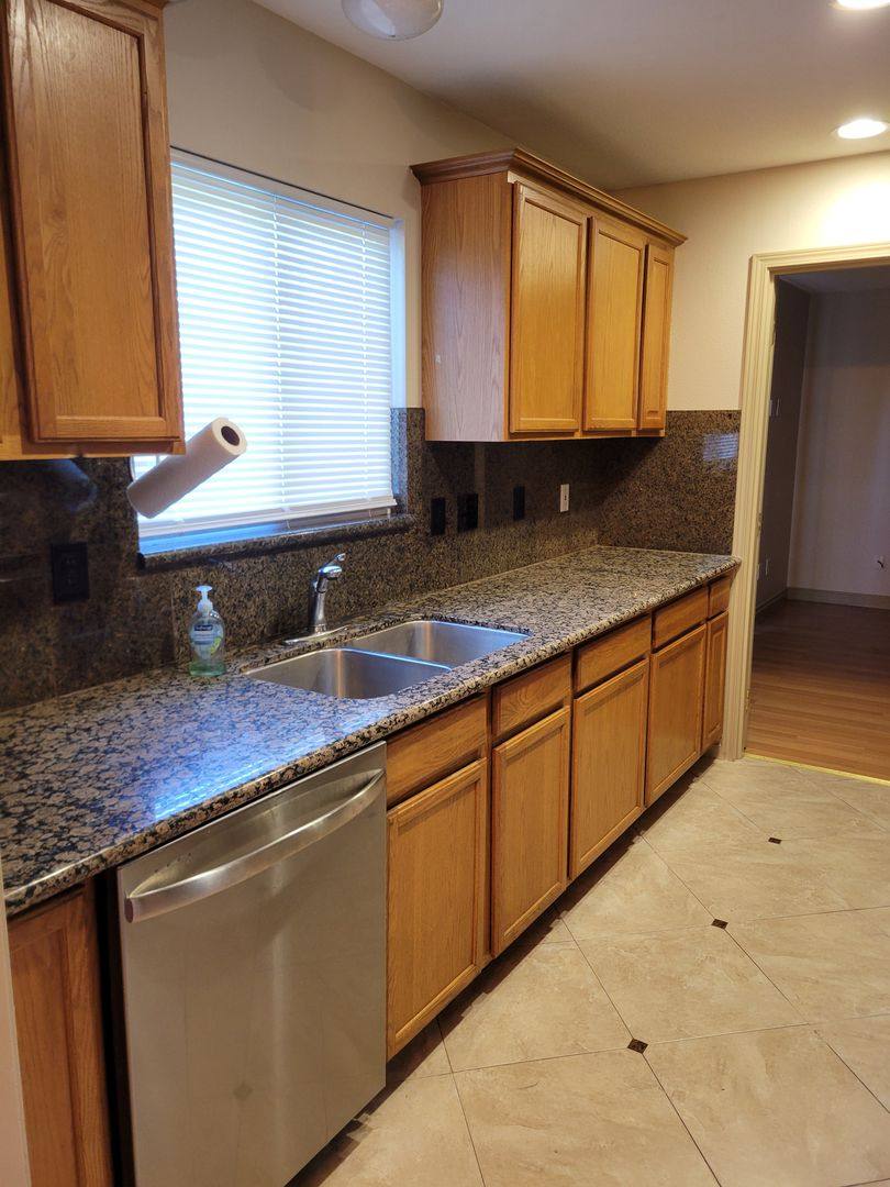 House for rent at 412 Alexander St NE, Salem, OR 97301