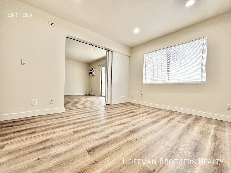 Apartment for rent at 1784 N Sycamore Ave #111, Los Angeles, CA 90028