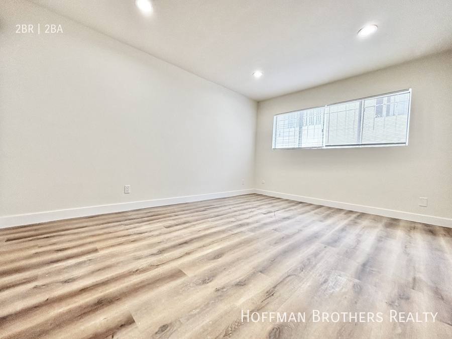 Apartment for rent at 1784 N Sycamore Ave #111, Los Angeles, CA 90028