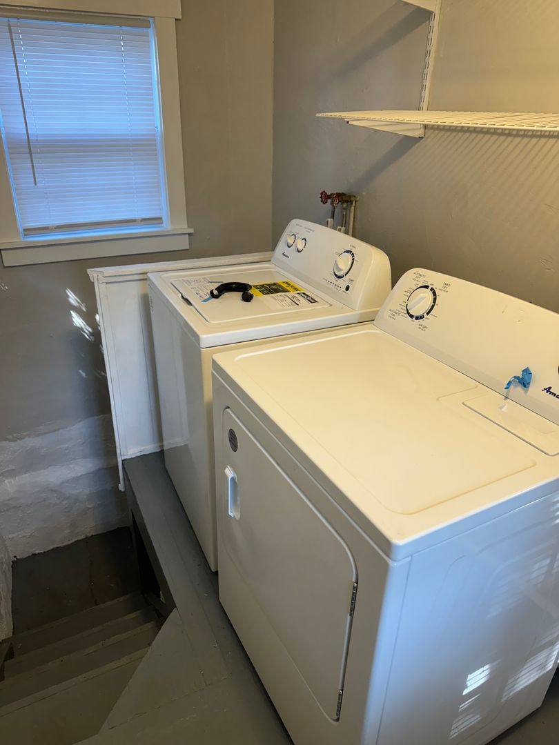 House for rent at 341 E Leland Ave, Des Moines, IA 50315