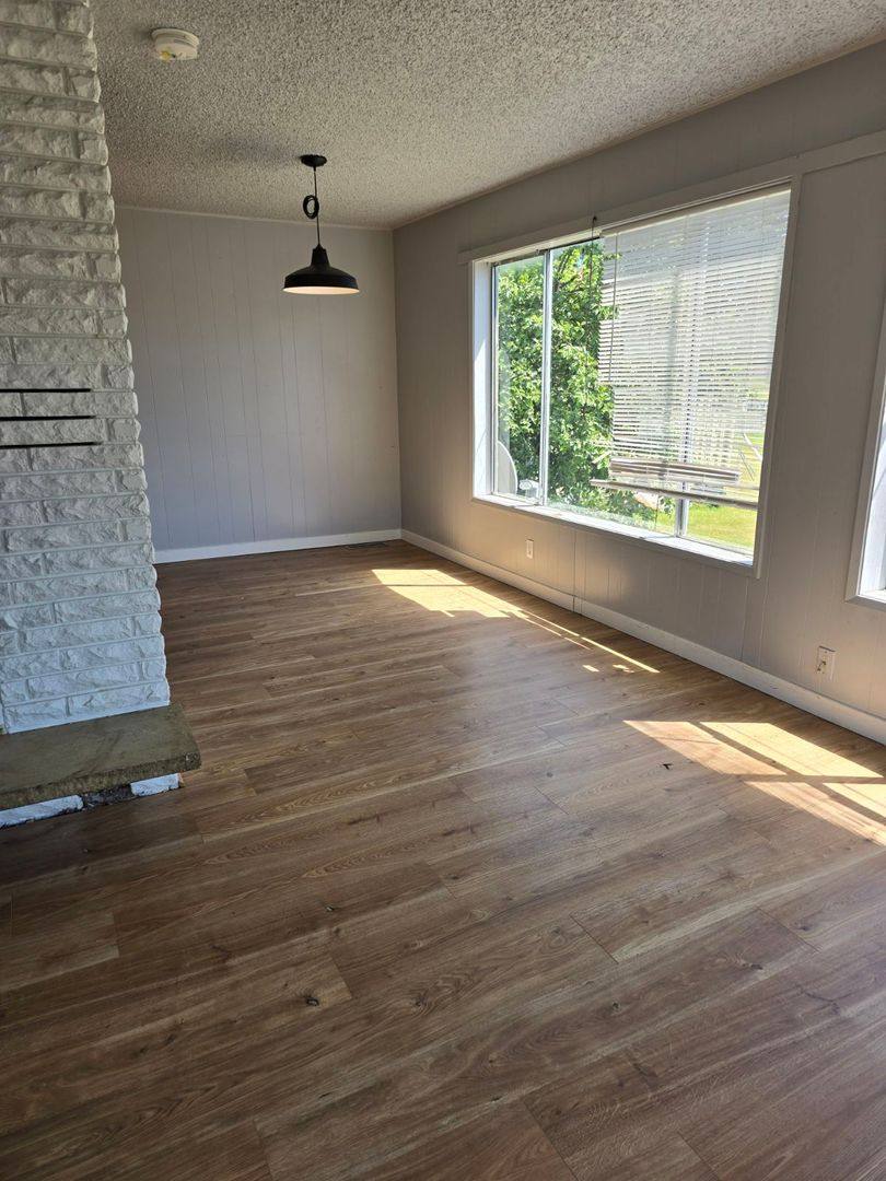 Apartment for rent at 2814 Callahan Dr, Bremerton, WA 98310
