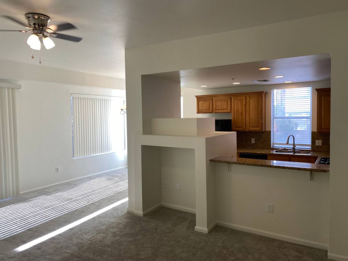 Condo for rent at 27 E Agate Ave, Las Vegas, NV 89123