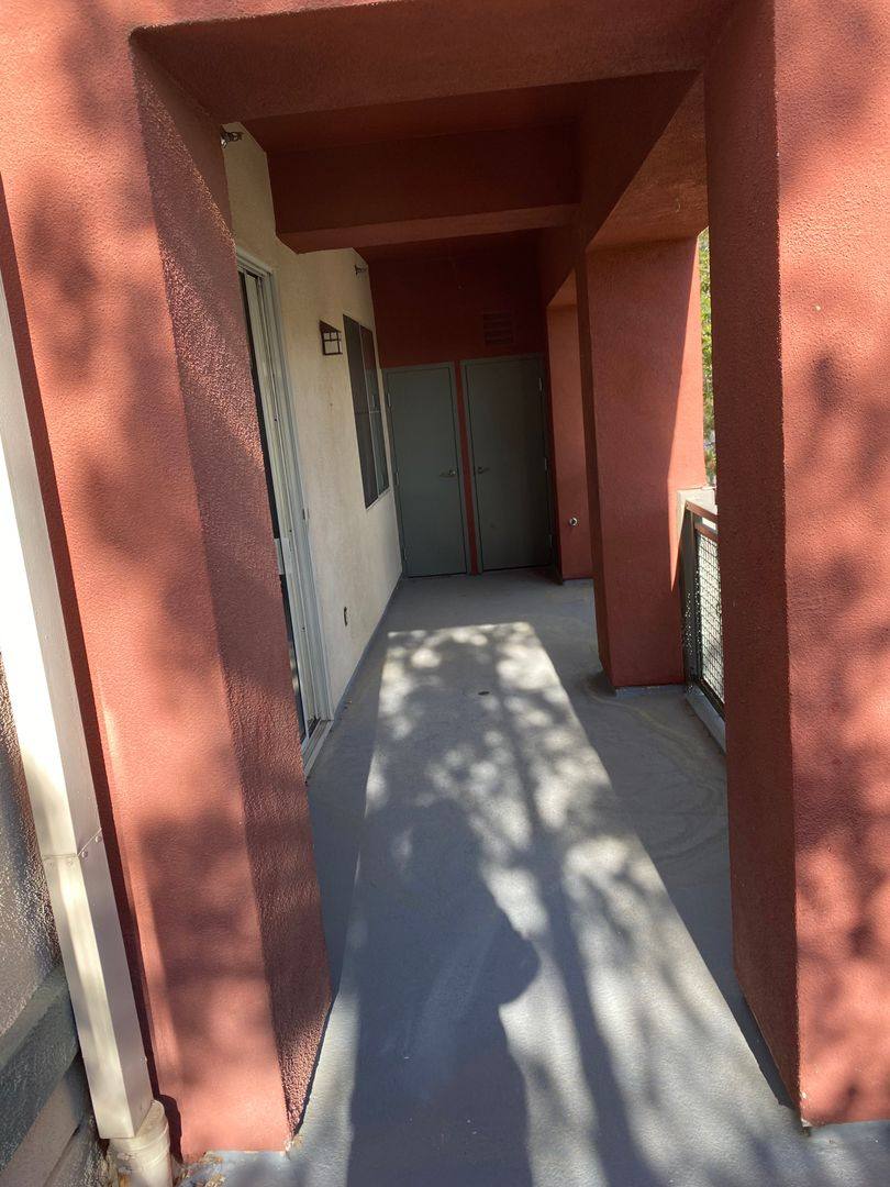 Condo for rent at 27 E Agate Ave, Las Vegas, NV 89123