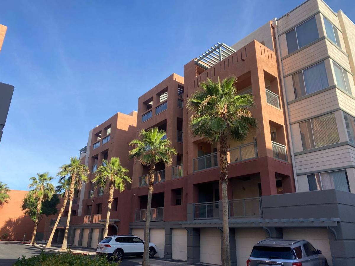 Condo for rent at 27 E Agate Ave, Las Vegas, NV 89123