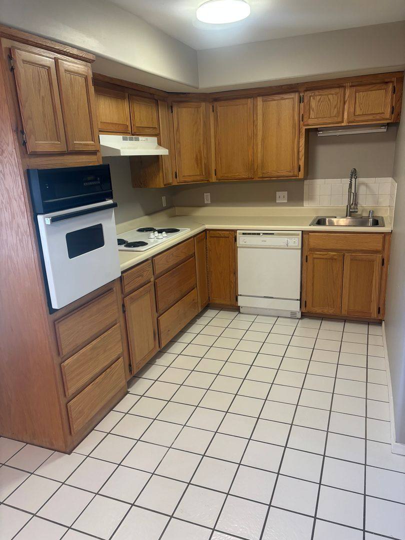 Apartment for rent at 2609 S 56th, Fort Smith, AR 72903