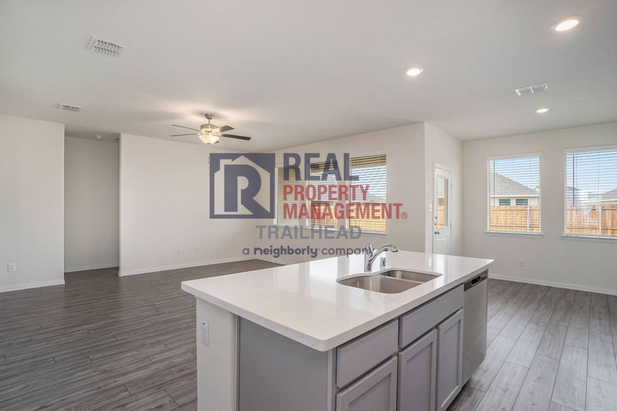 House for rent at 616 Fitzroy Lane, Royse City, TX 75189