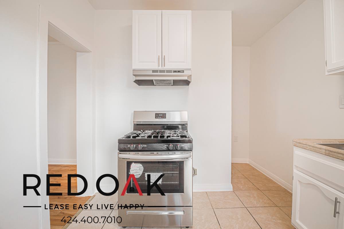 Condo for rent at 1056 S Normandie Ave #109, Los Angeles, CA 90006