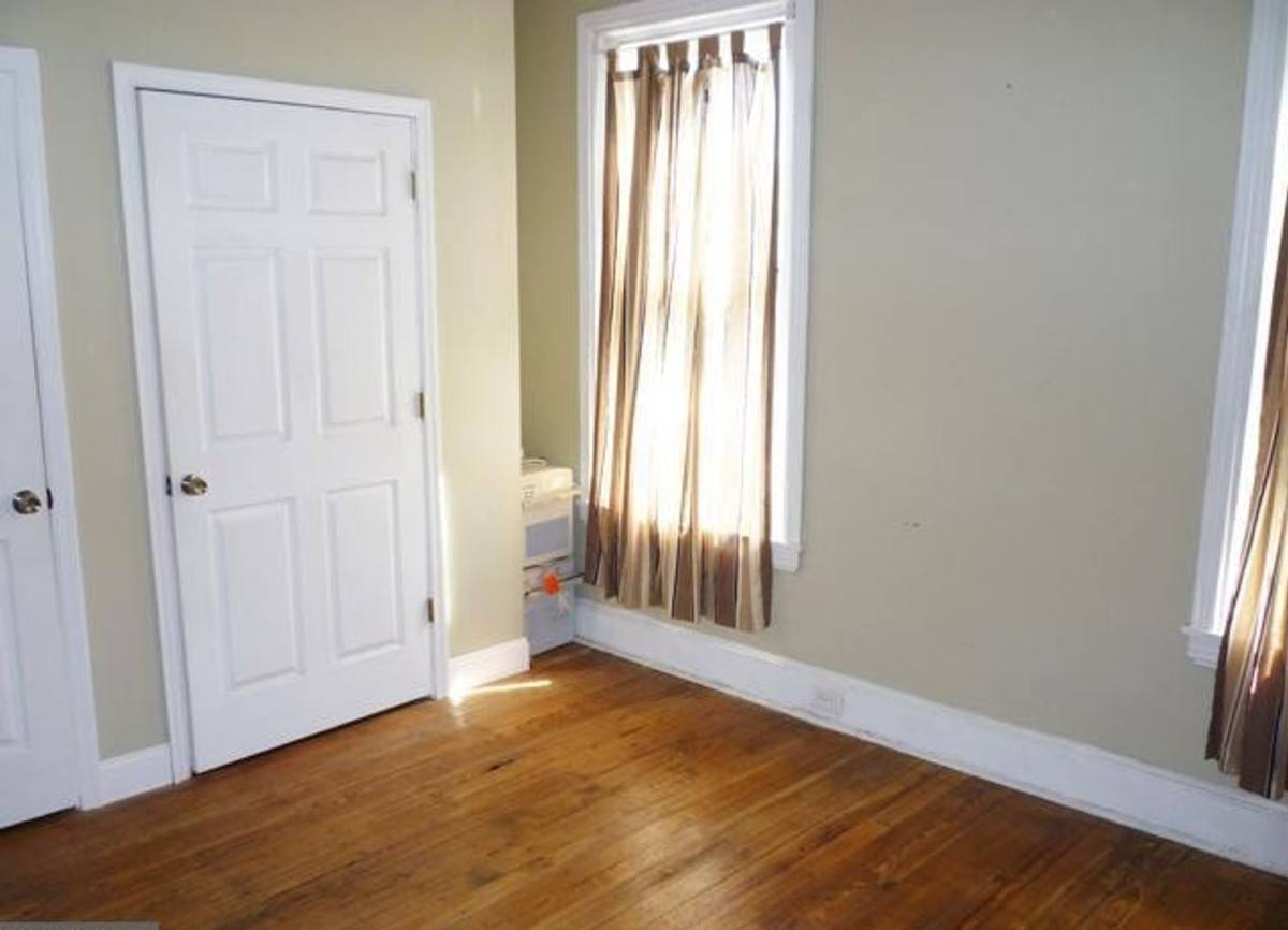 House for rent at 2503 Carpenter St, Philadelphia, PA 19146
