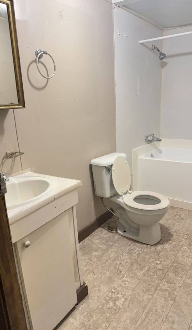 Apartment for rent at 56 Cook Rd, Hazlehurst, GA 31539