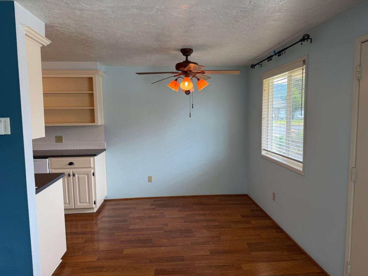 House for rent at 1198 55th Place, Springfield, OR 97477