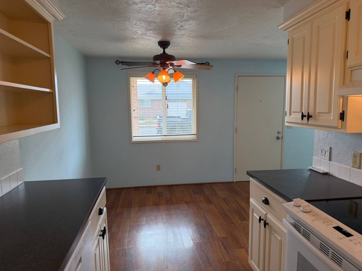 House for rent at 1198 55th Place, Springfield, OR 97477