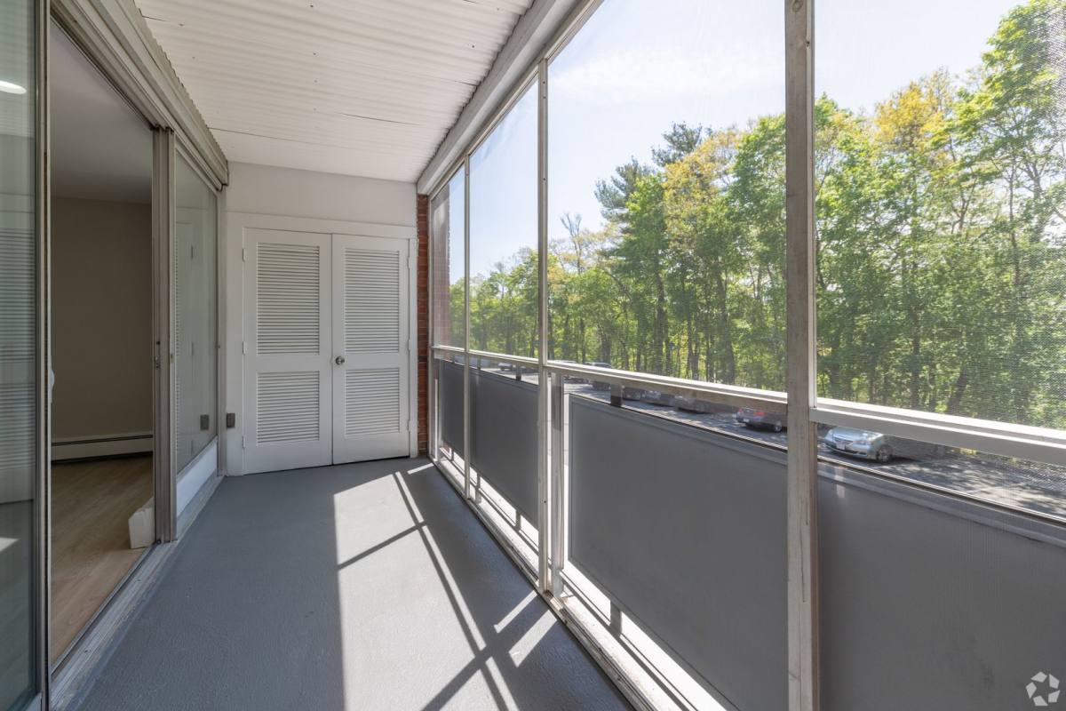 Apartment for rent at 5 Stonehill Dr, Stoneham, MA 02180
