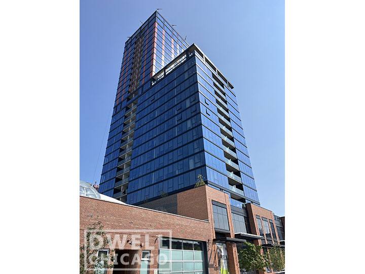 Apartment for rent at 160 N Elizabeth St, Chicago, IL 60607