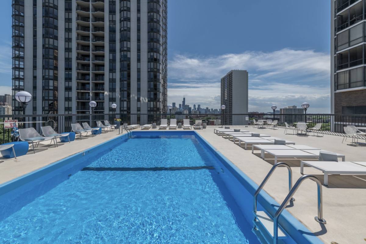 Apartment for rent at 1749 N Wells St, Chicago, IL 60614
