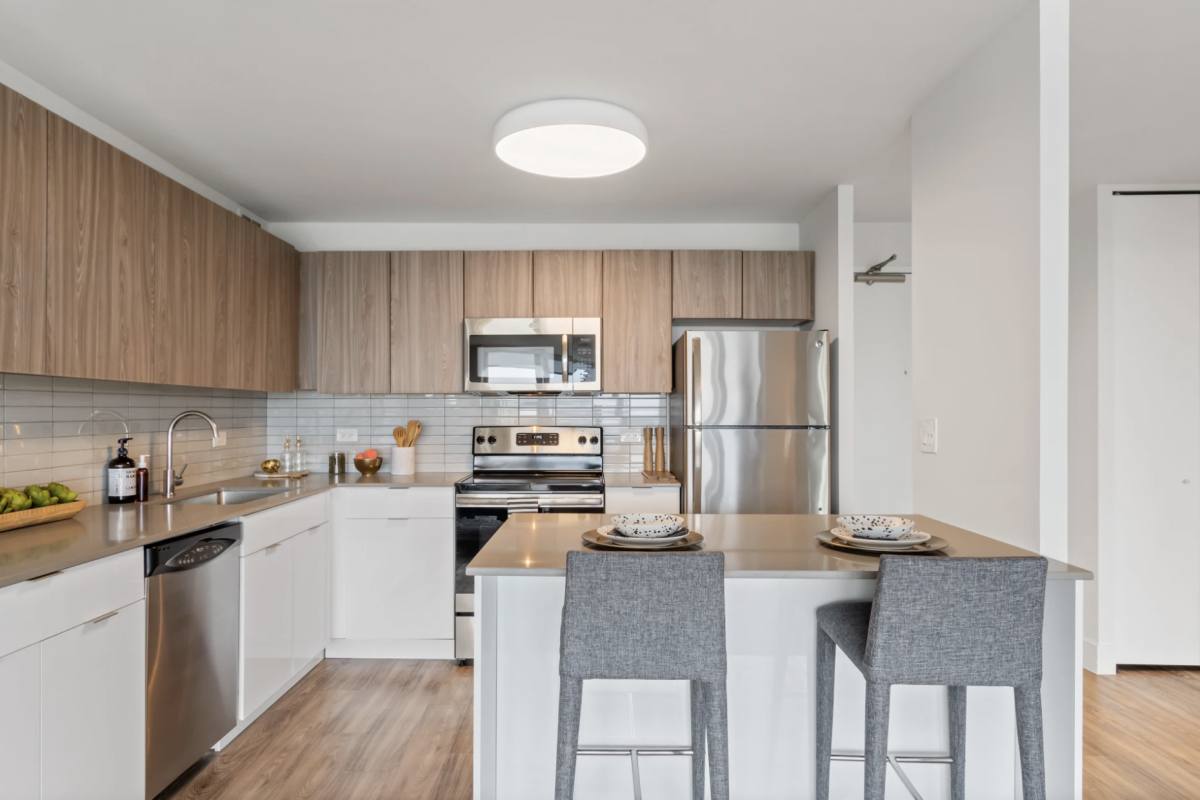 Apartment for rent at 1749 N Wells St, Chicago, IL 60614