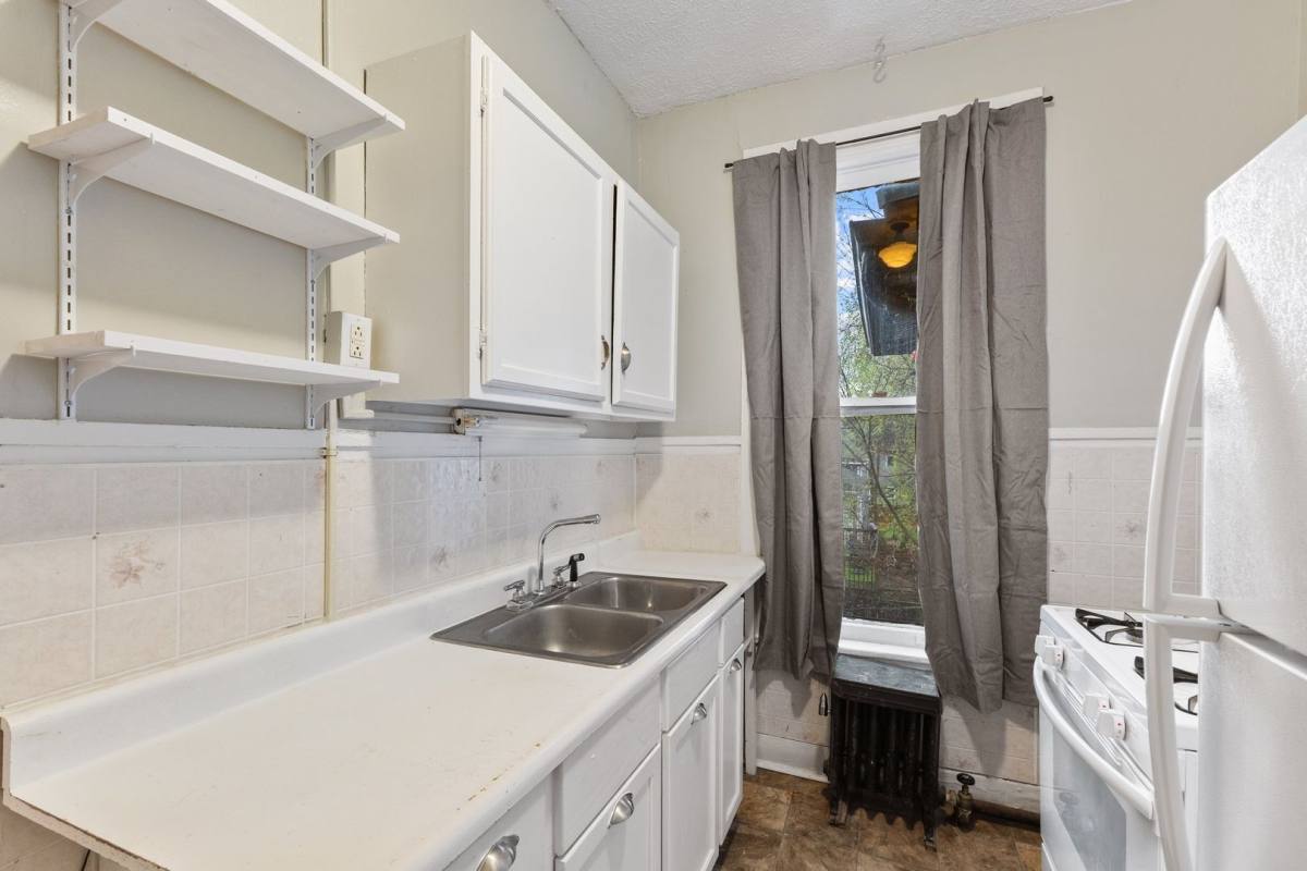 Apartment for rent at 940 Woodruff Place Middle Dr #5, Indianapolis, IN 46201
