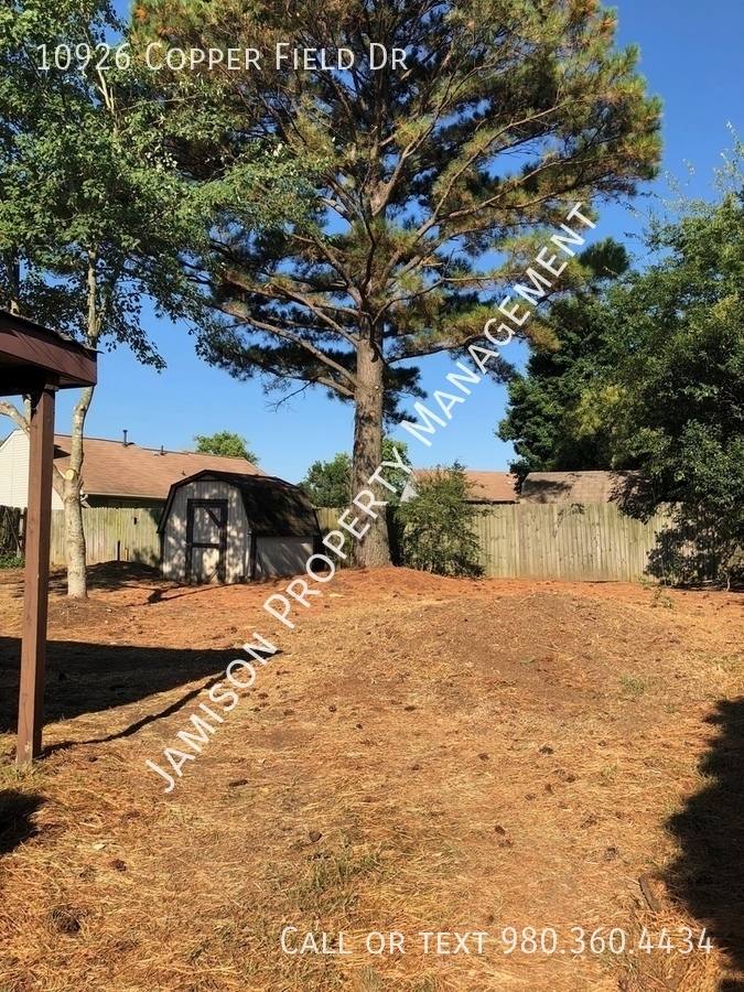 House for rent at 10926 Copper Field Dr, Pineville, NC 28134