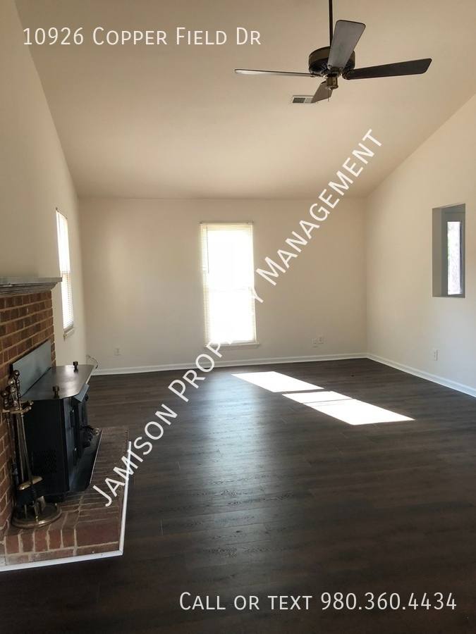 House for rent at 10926 Copper Field Dr, Pineville, NC 28134