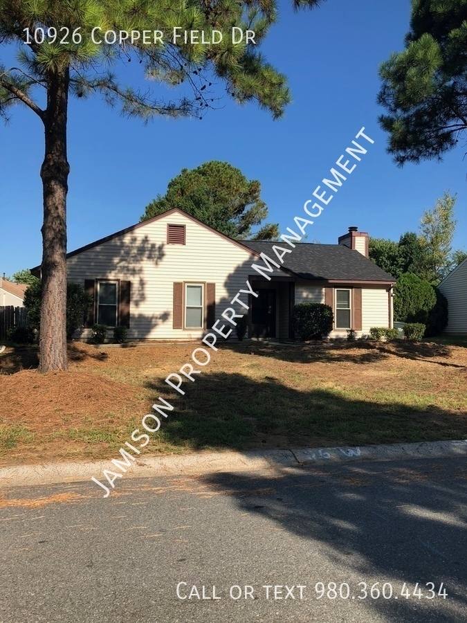 House for rent at 10926 Copper Field Dr, Pineville, NC 28134