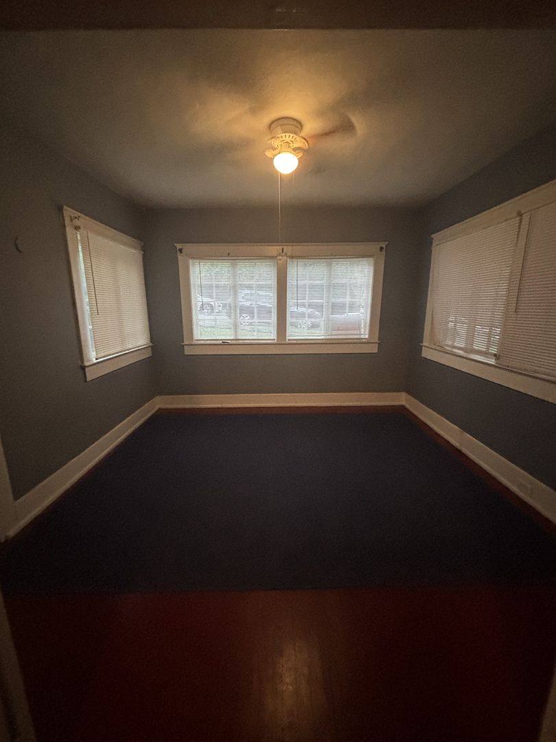 Apartment for rent at 2410 Arlington Crescent, Birmingham, AL 35205