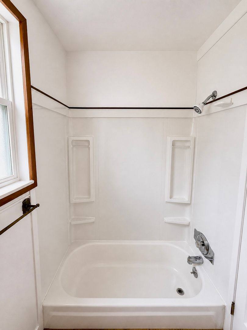 Apartment for rent at 520 Karr St, Hoquiam, WA 98550