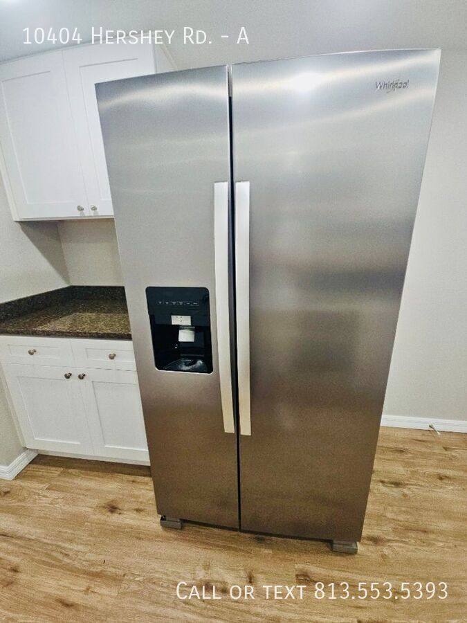 Apartment for rent at 10404 Hershey Rd #A, Thonotosassa, FL 33592