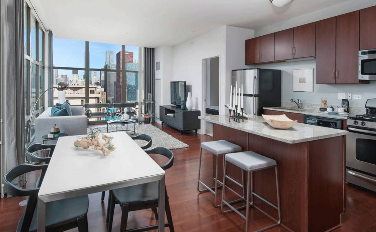 Apartment for rent at 8 E 9th St, Chicago, IL 60605