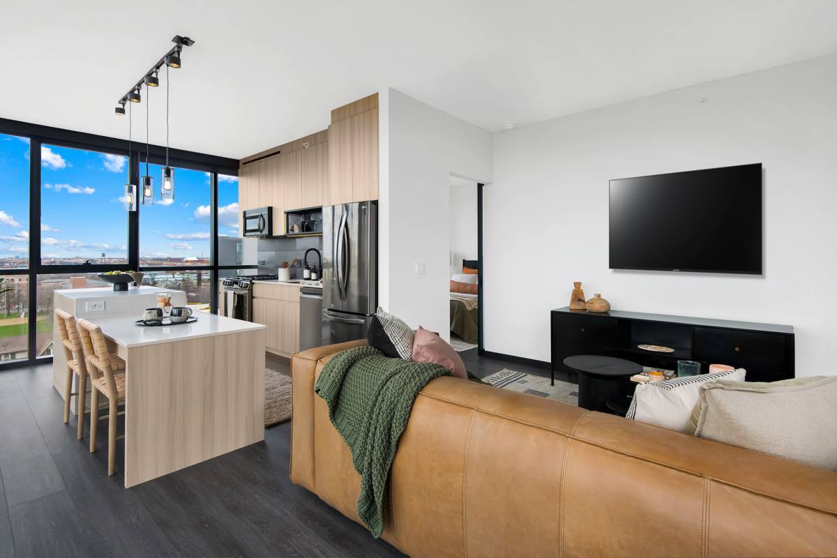 Apartment for rent at 1400 W Randolph St, Chicago, IL 60607