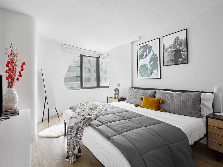 Apartment for rent at 800 S Wells St, Chicago, IL 60607