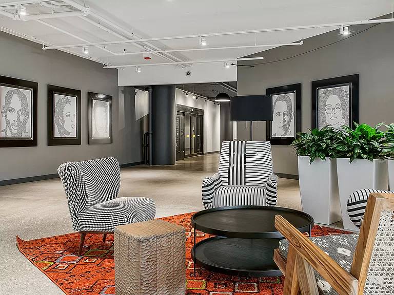 Apartment for rent at 800 S Wells St, Chicago, IL 60607