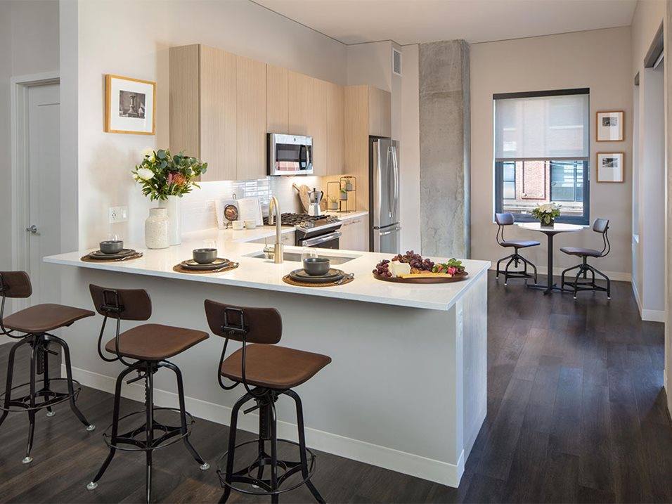 Apartment for rent at 205 S Peoria St, Chicago, IL 60607