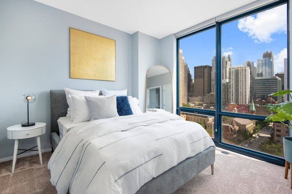 Apartment for rent at 765 W Adams St, Chicago, IL 60661