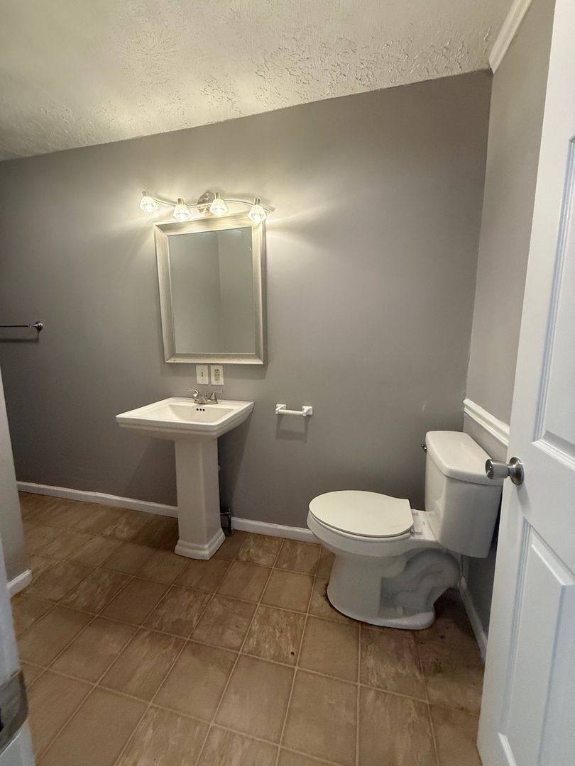 House for rent at 3920 E 30th St, Indianapolis, IN 46218