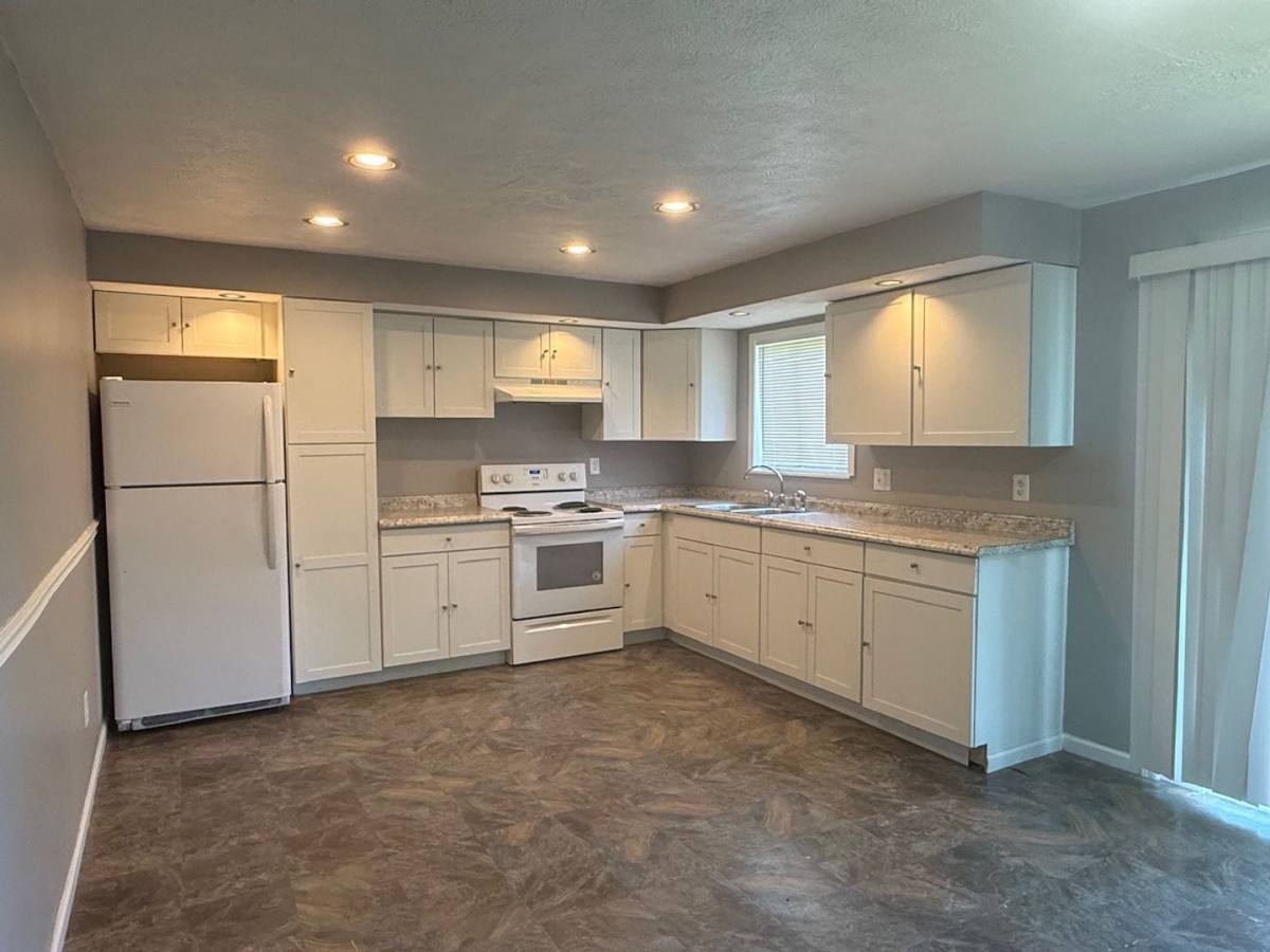 House for rent at 3920 E 30th St, Indianapolis, IN 46218
