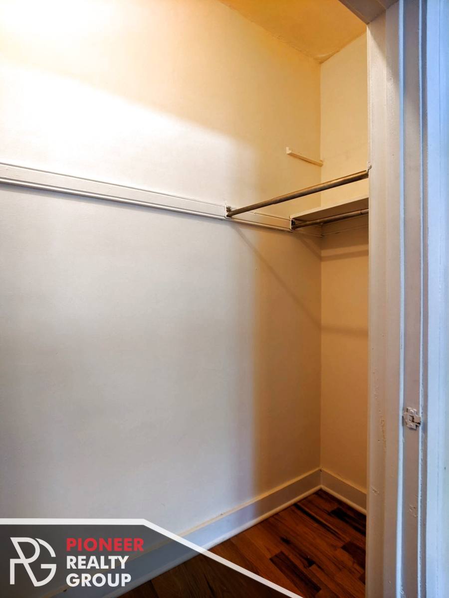 Apartment for rent at 4851 N Damen, Chicago, IL 60625