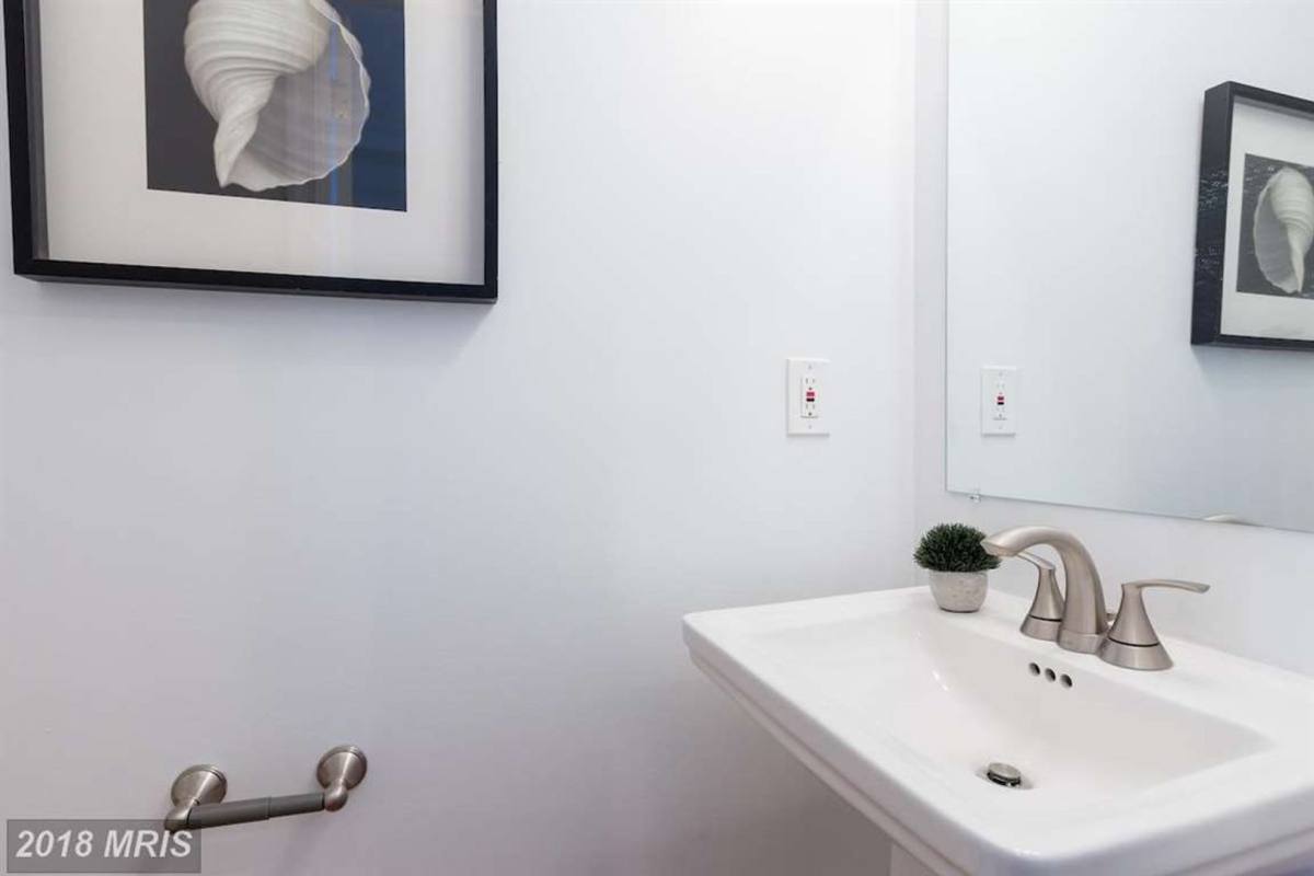 House for rent at 1311 H St NE, Washington, DC 20002