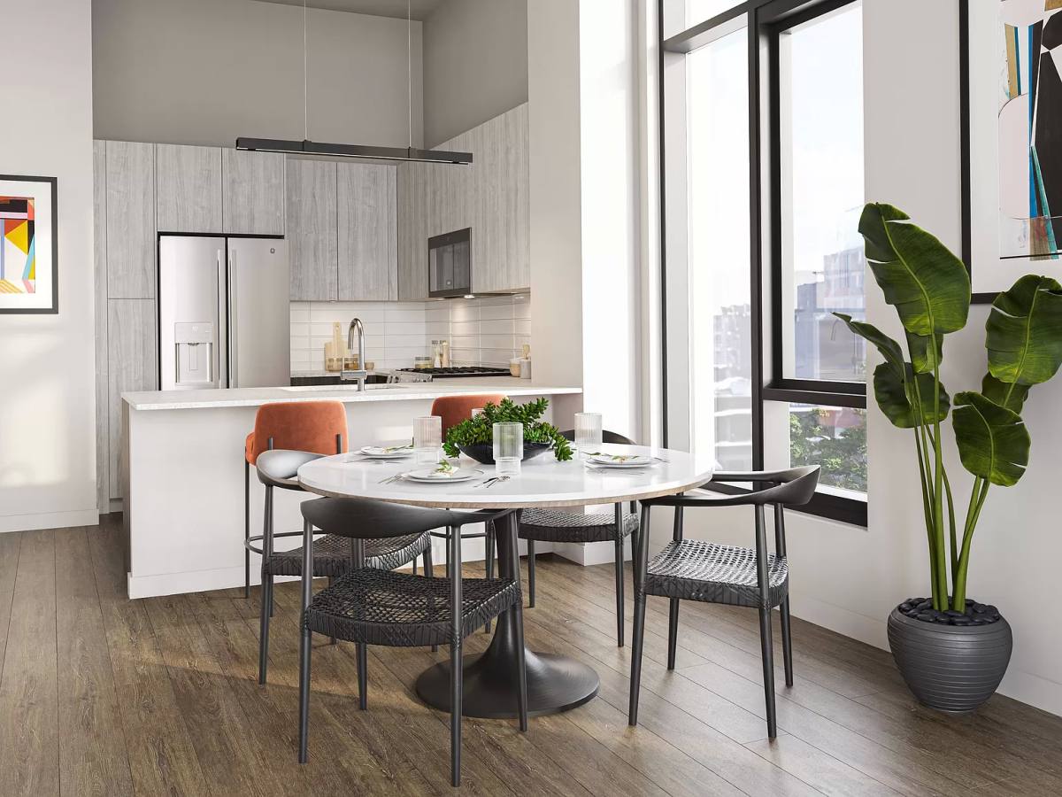 Apartment for rent at 166 N Aberdeen St, Chicago, IL 60607