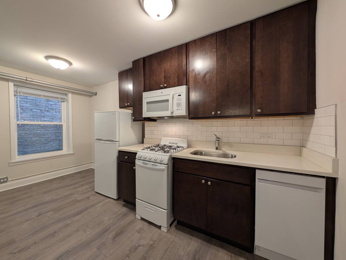 House for rent at 5417 N Kenmore, Chicago, IL 60640