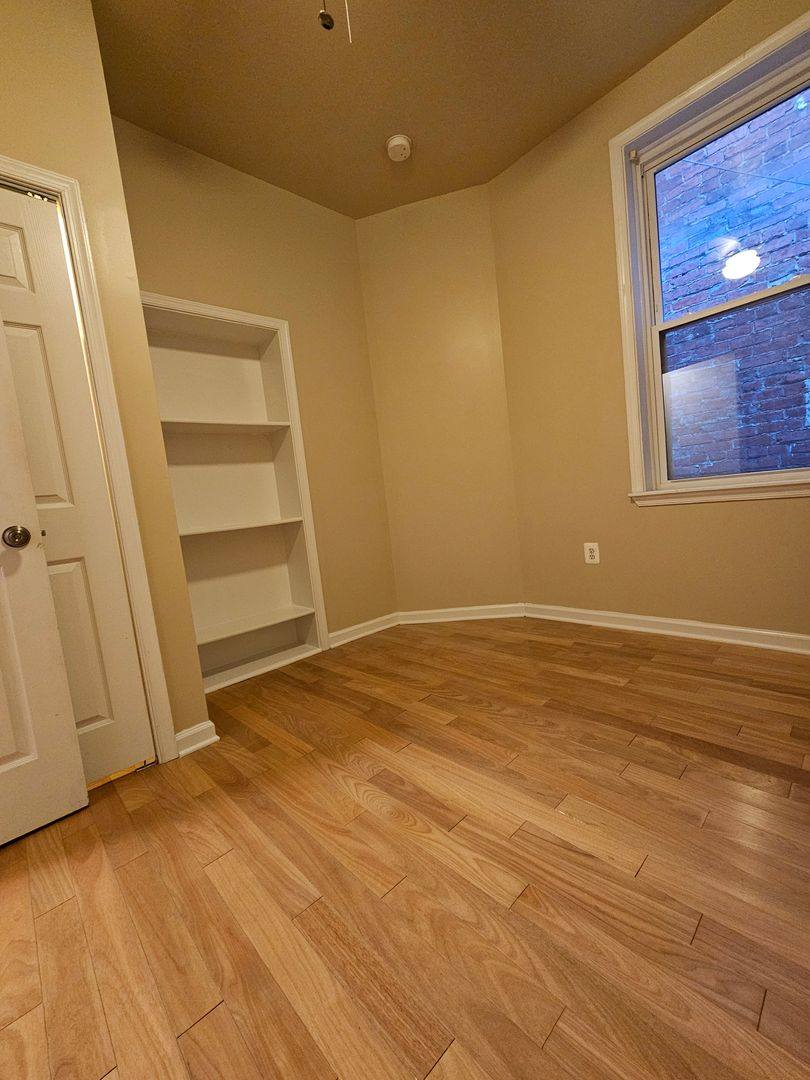 Apartment for rent at 1016 6th St NE, Washington, DC 20002