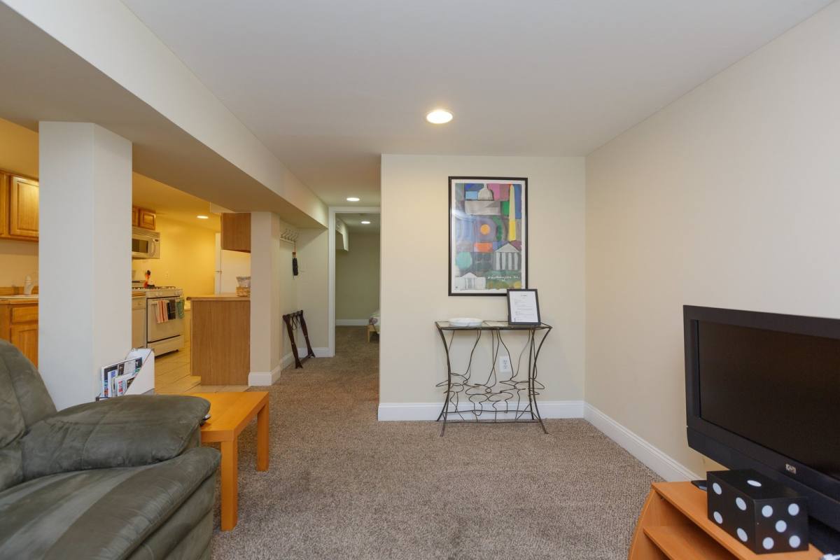 Apartment for rent at 435 Manor Place NW, Washington, DC 20010