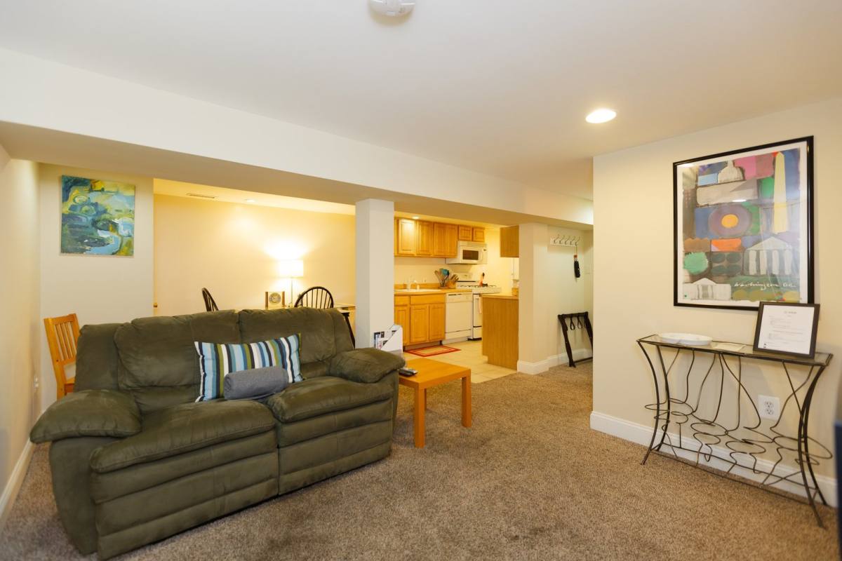 Apartment for rent at 435 Manor Place NW, Washington, DC 20010